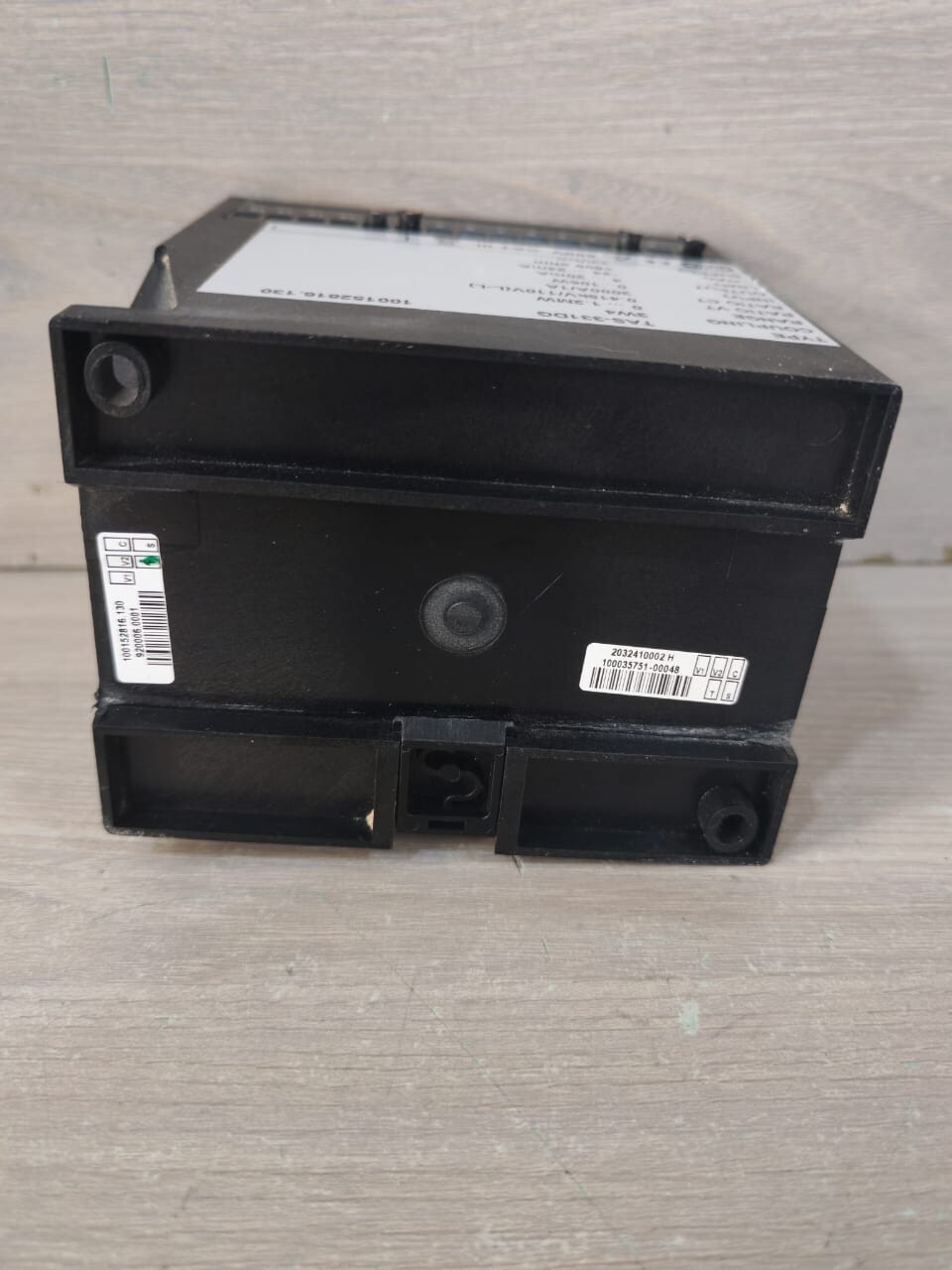 DEIF 100152816.130 DEIF TAS-331DG SELECTABLE TRANSDUCER 100152816.130 3W4 1.2mw 24VDC 8