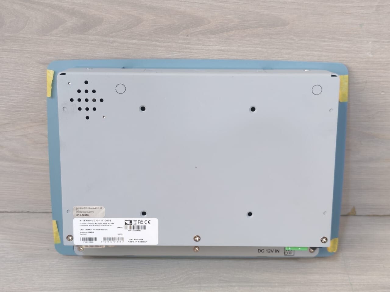 AAEON R-TFAHP-1070HTT-0001 AAEON R-TFAHP-1070HTT-0001 Panel Pc 256MB 8