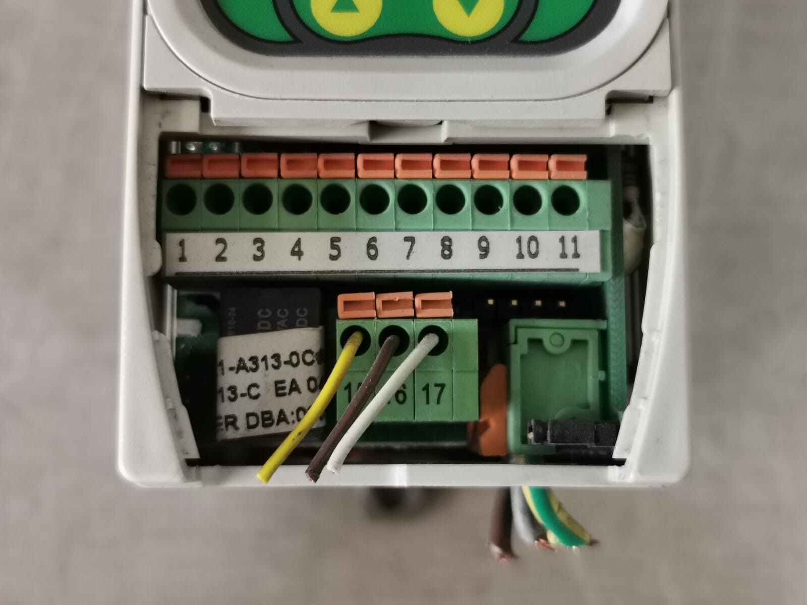 TDE MACNO 5DSAF011B2M010B00V TDE MACNO 5DSAF011B2M010B00V(A2M 011 XYA) SERVO DRIVE 2