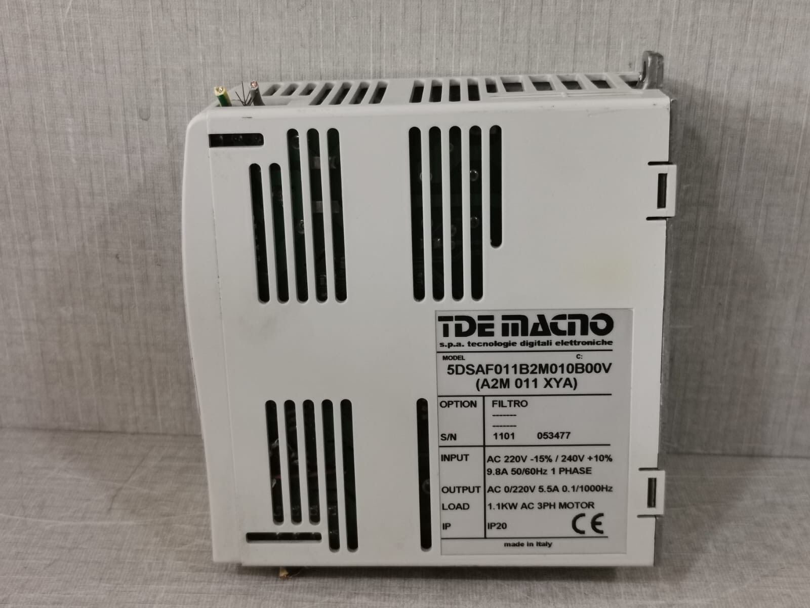 TDE MACNO 5DSAF011B2M010B00V TDE MACNO 5DSAF011B2M010B00V(A2M 011 XYA) SERVO DRIVE 4