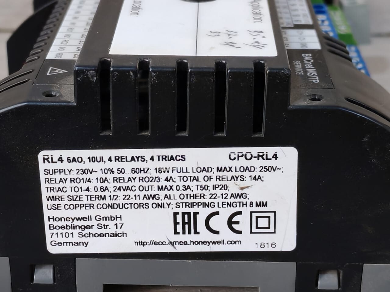Honeywell CPO-RL4 Honeywell CPO-RL4 Room Controller RL4 6AO,10UI,4 Relays,4 Triacs 2
