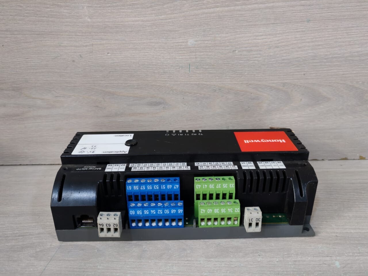 Honeywell CPO-RL4 Honeywell CPO-RL4 Room Controller RL4 6AO,10UI,4 Relays,4 Triacs 7