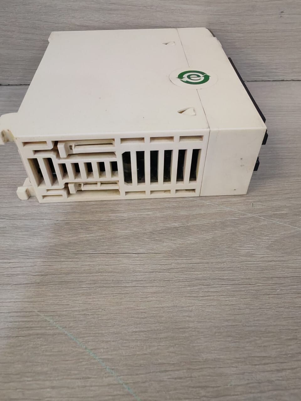 Schneider Electric BMXDDI6402K Schneider Electric BMXDDI6402K Discrete Input Module 8