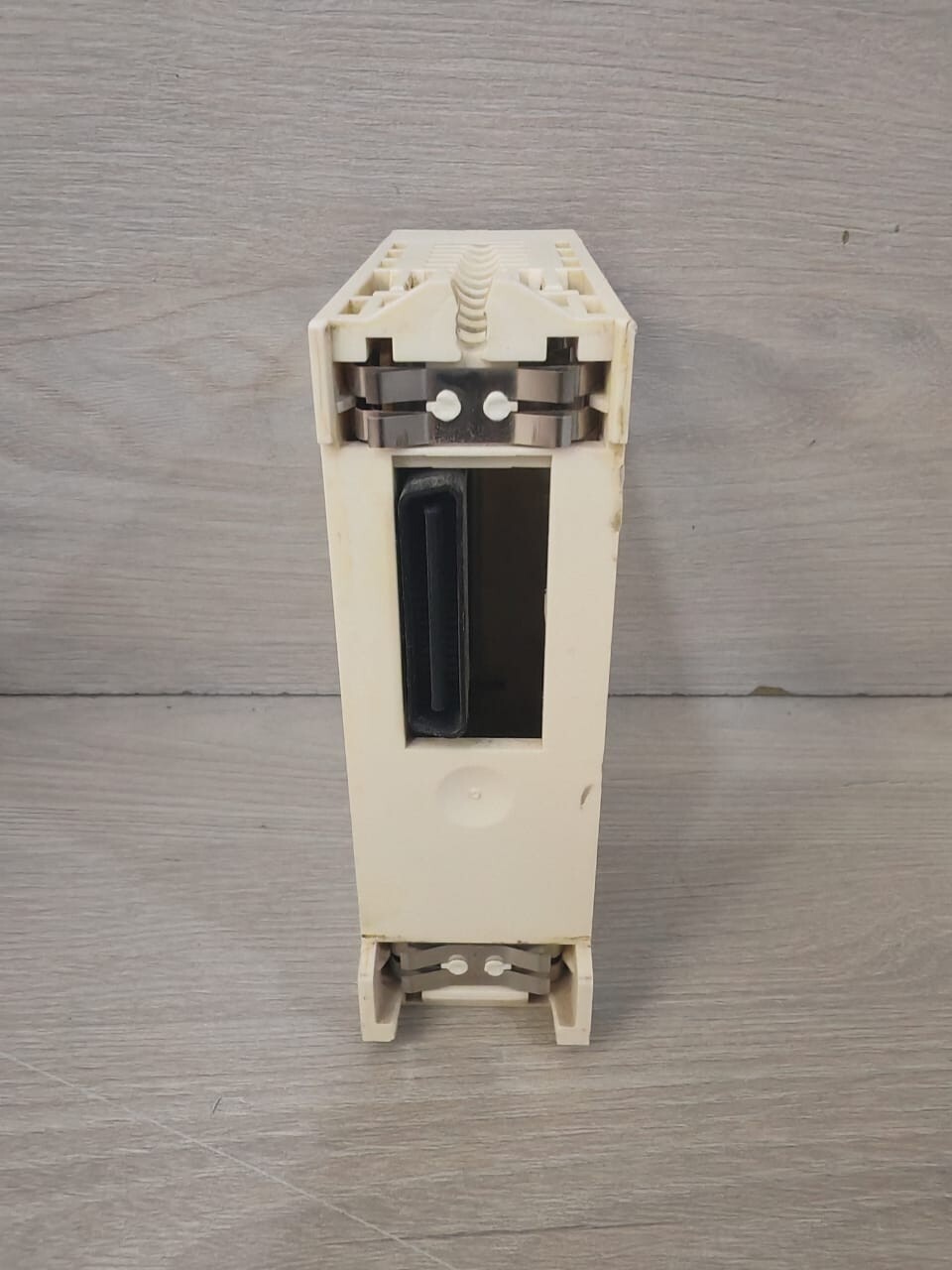 Schneider Electric BMXDDO3202K Schneider Electric BMXDDO3202K Discrete Output Module 2