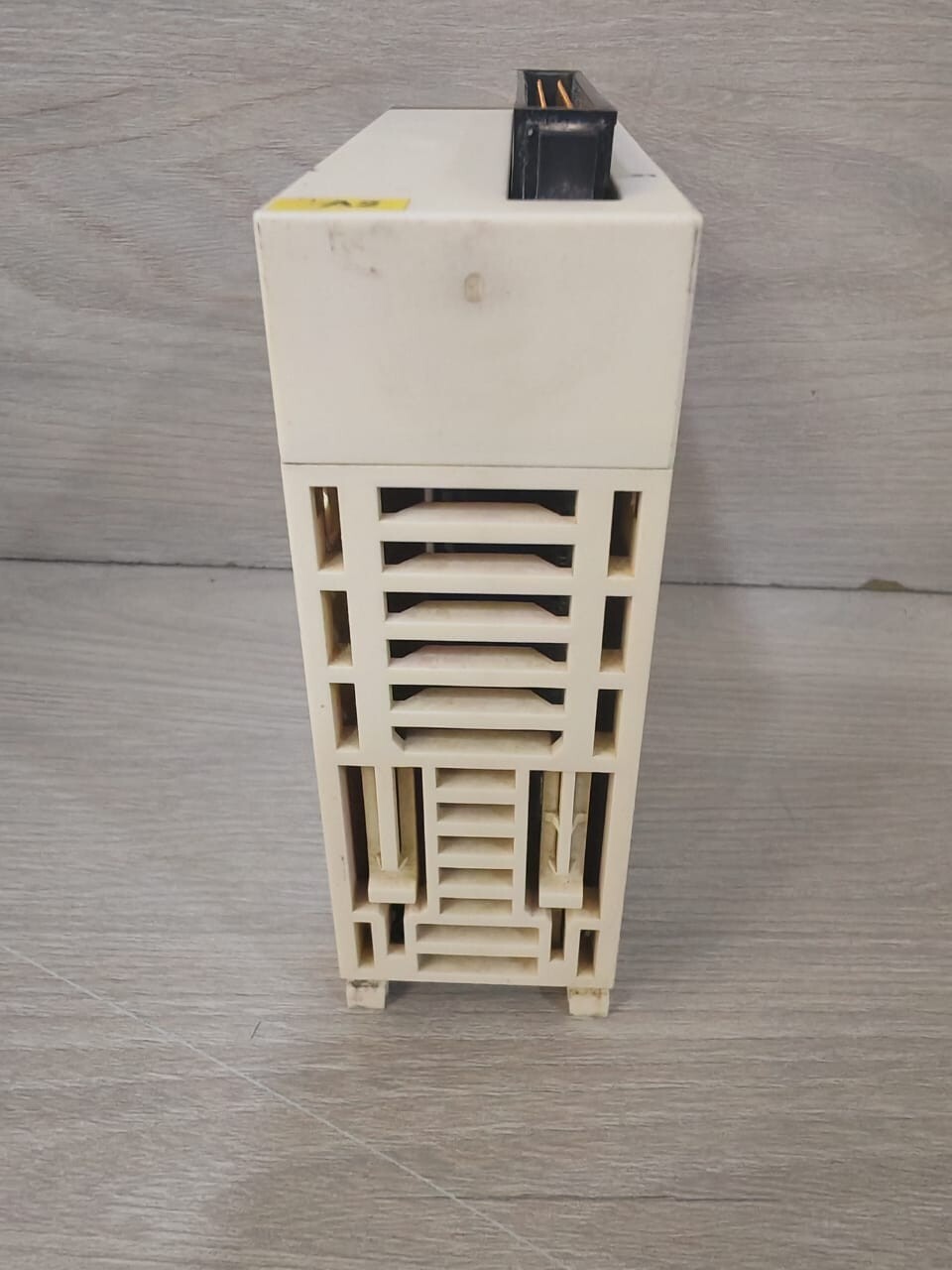 Schneider Electric BMXDDO3202K Schneider Electric BMXDDO3202K Discrete Output Module 8