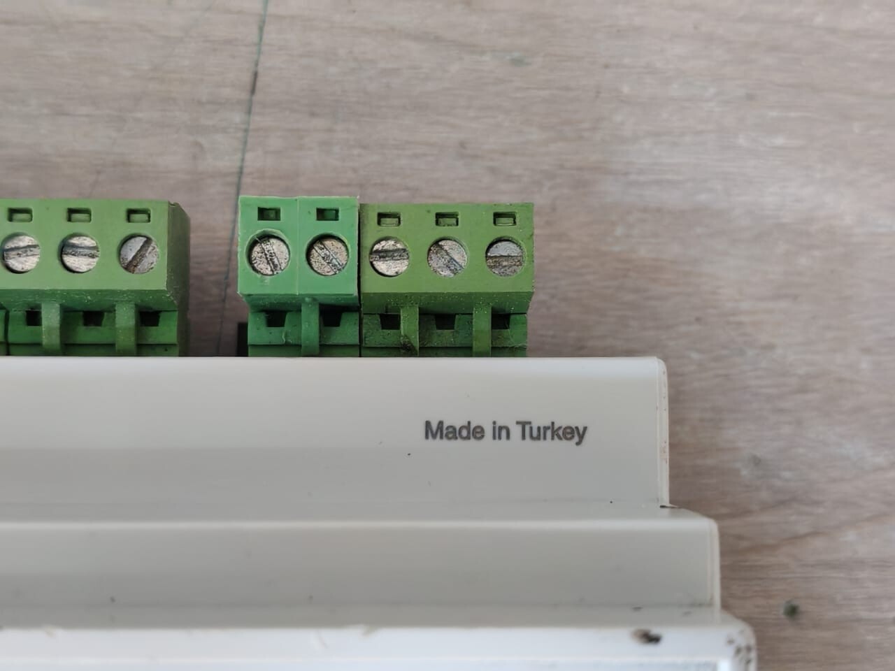 Schneider SEGCM-EXT SCHNEIDER ELECTRIC SEGCM-EXT GUEST COMFORT EXTENSION MODULE 24V 5
