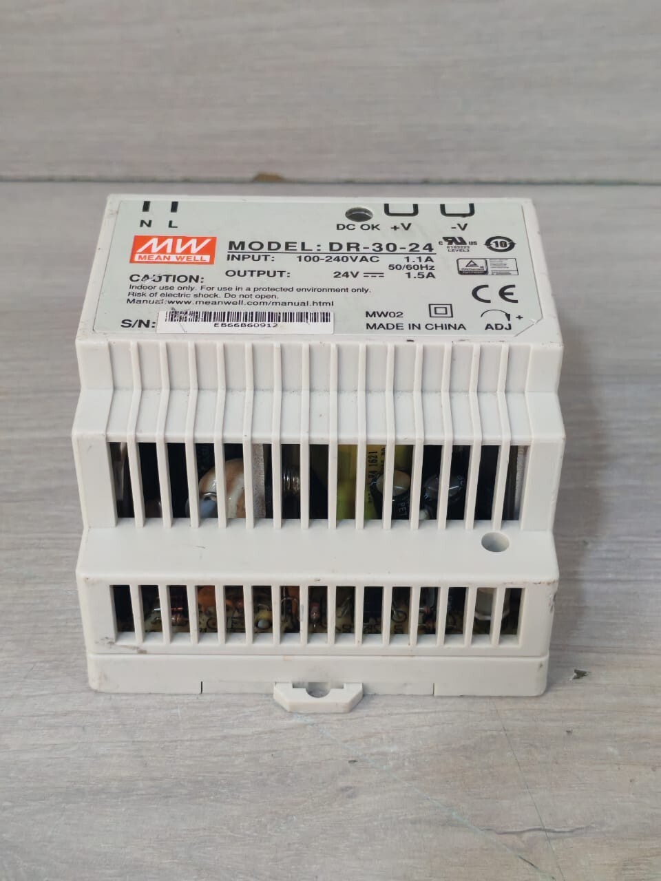 MEAN WELL DR-30-24 MEANWELL DR-30-24 SWITCH POWER SUPPLY 100-240VAC 8