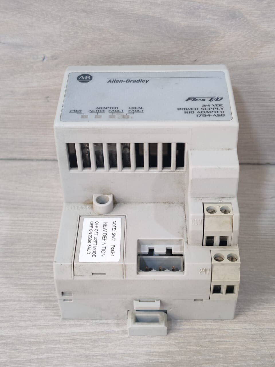 Allen-Bradley 1794-ASB Allen-Bradley 1794-ASB Ser E Flex I/O 24 VDC Power Supply Rio Adapter FW H 7
