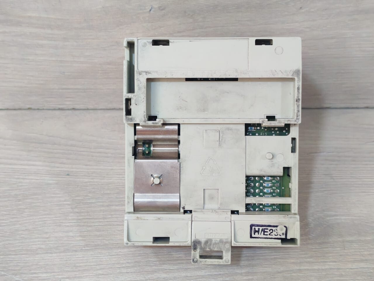 Allen-Bradley 96333274 Allen-Bradley 1794-ASB Ser.D Power Supply Rio Adapter 96333274 Rev A01 F/W Rev.A 8