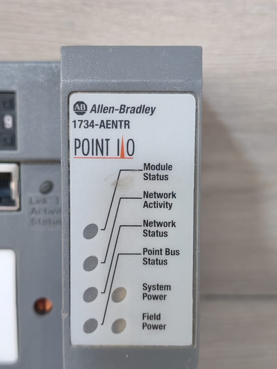 Allen-Bradley 1734-AENTR SER.C FW:7.011 ALLEN-BRADLEY 1734-AENTR SER.C FW:7.011 ETHERNET ADAPTER MODULE- W/ BROKEN PART 2