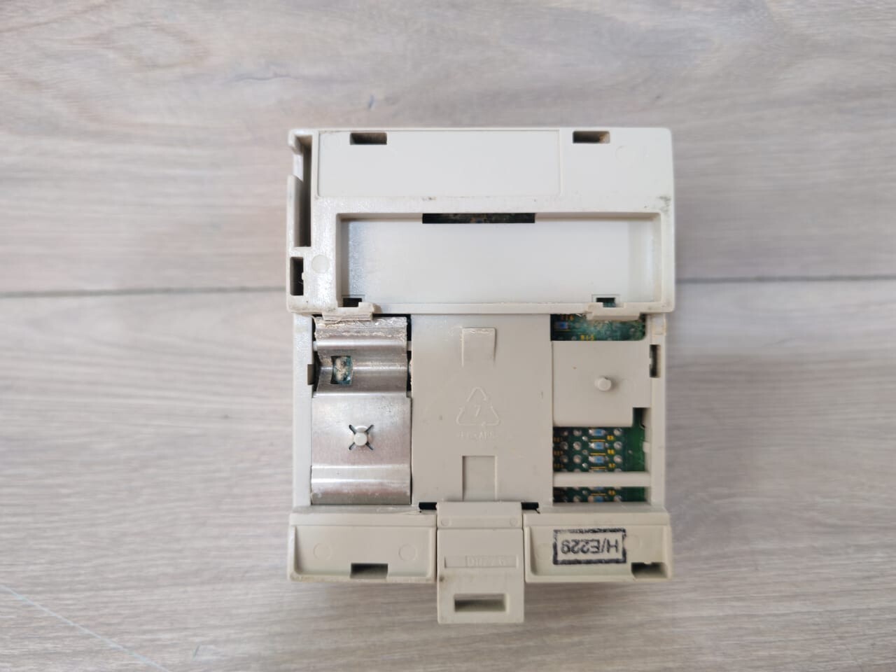 Allen-Bradley 96333272 Allen-Bradley 1794-ASB Ser.D Power Supply Rio Adapter 96333272 Rev A01 F/W Rev A 9