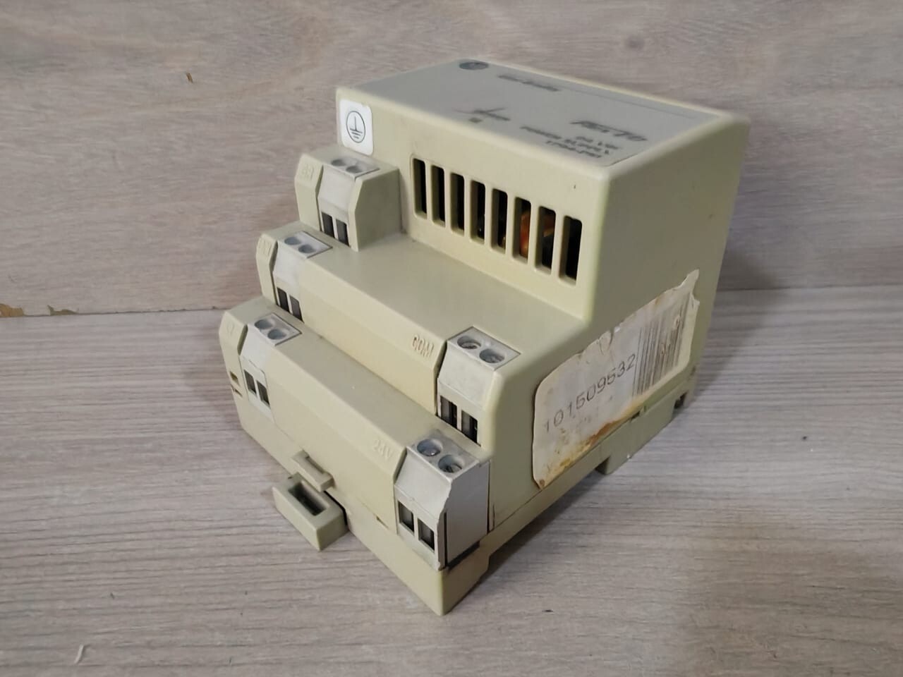 Allen-Bradley 95633803 Allen-Bradley 1794-PS1/A Flex I/O Power Supply 95633803 9