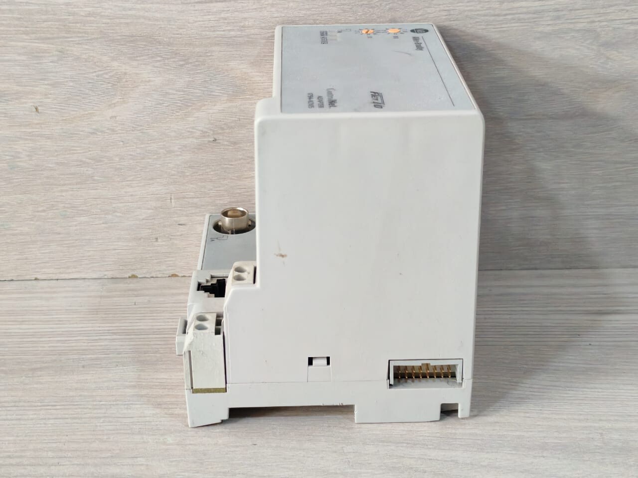 Allen-Bradley PN-62520 Allen-Bradley 1794-ACN15 Ser D ControlNet Adapter PN-62520 F/W 10.3 5