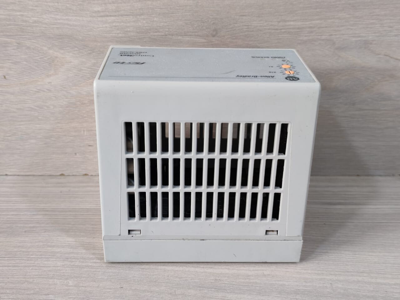 Allen-Bradley PN-62520 Allen-Bradley 1794-ACN15 Ser D ControlNet Adapter PN-62520 F/W 10.3 9