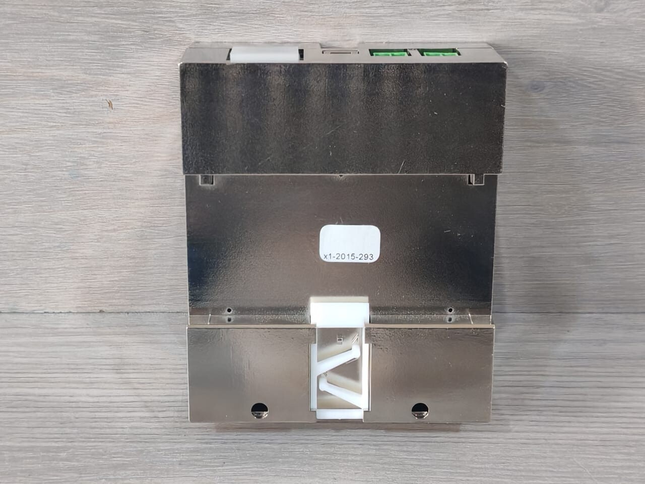 LK By Schneider Electric Tele T100 LK By Schneider Electric IHC Net Tele T100,8 Port Parallel DIN 8