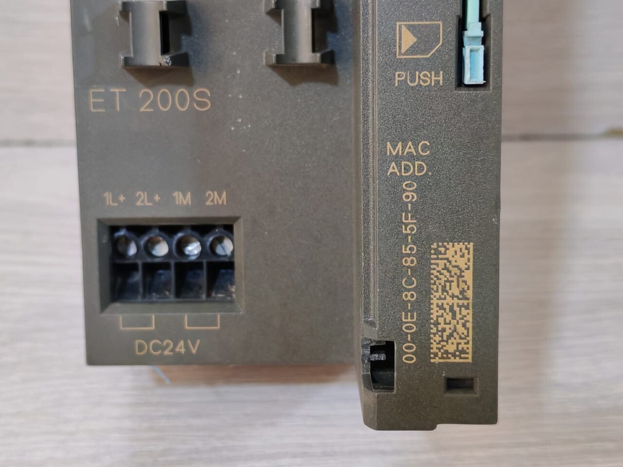 Siemens 6ES7 151-3AA22-0AB0 Siemens Simatic S7 6ES7 151-3AA22-0AB0 Interface Module 3