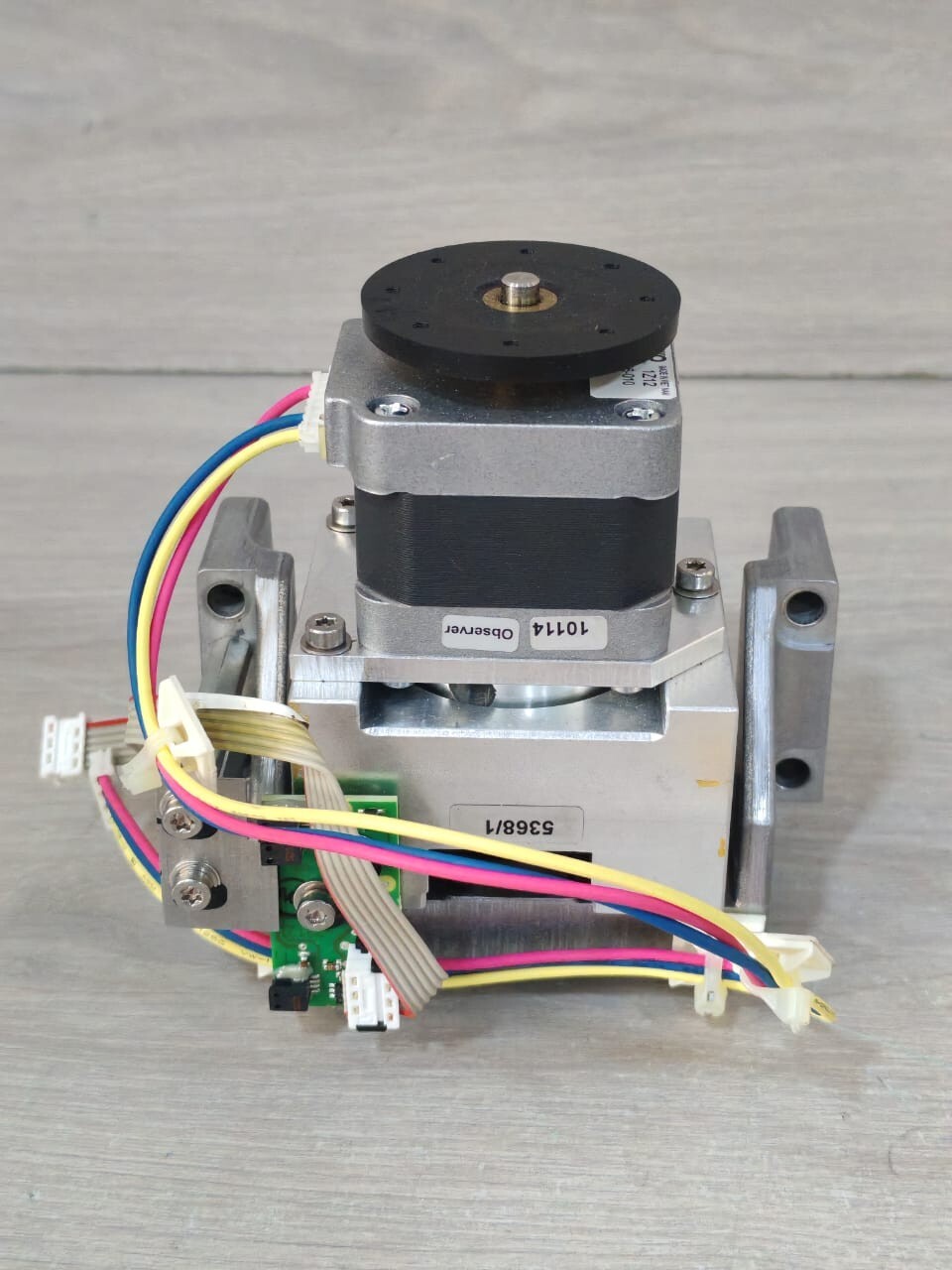 SERVLO KT42HM06-010 SERVO KT42HM06-010 STEPPER MOTOR 9