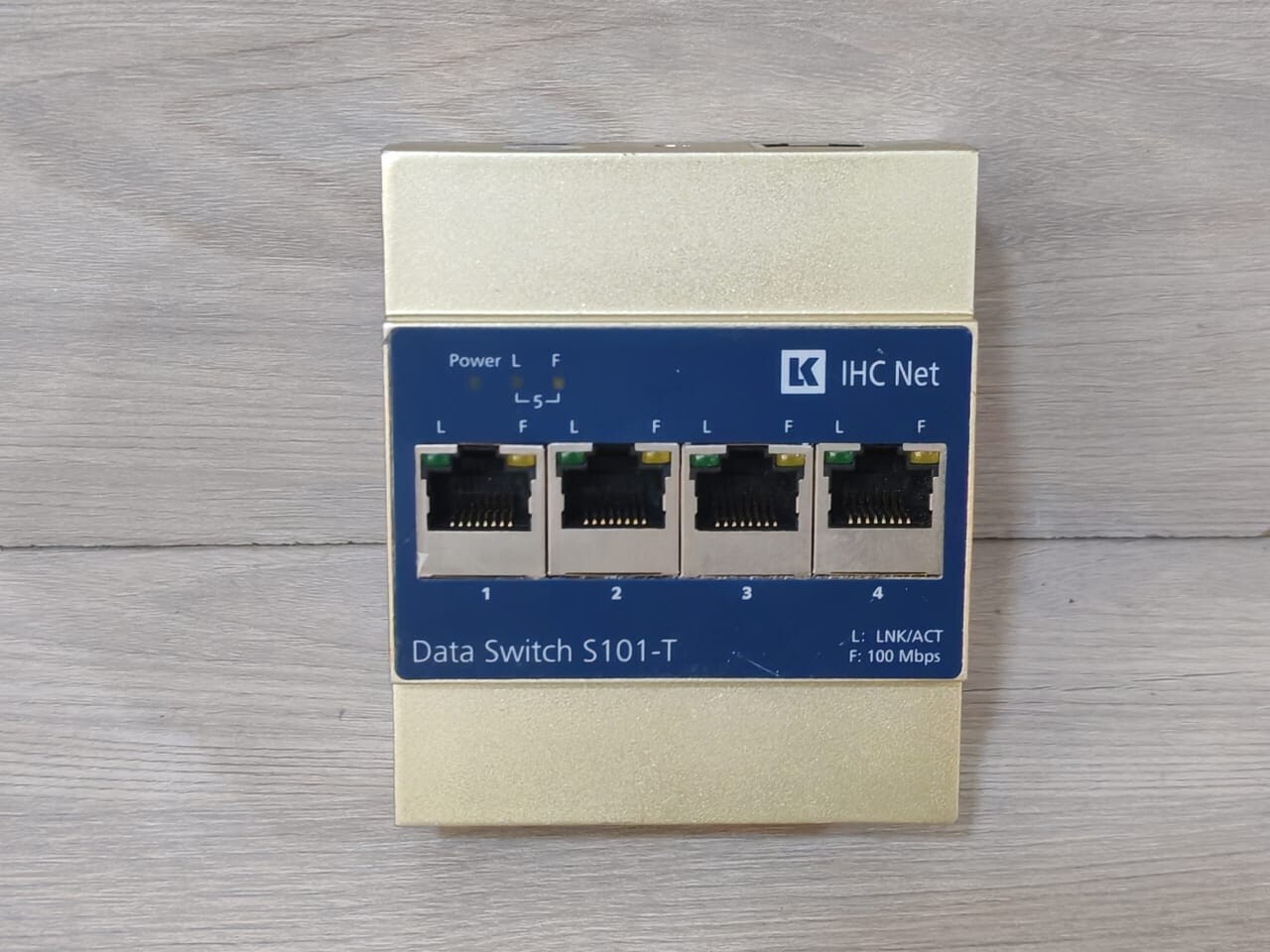 LK IHC Net Data Switch S101-T