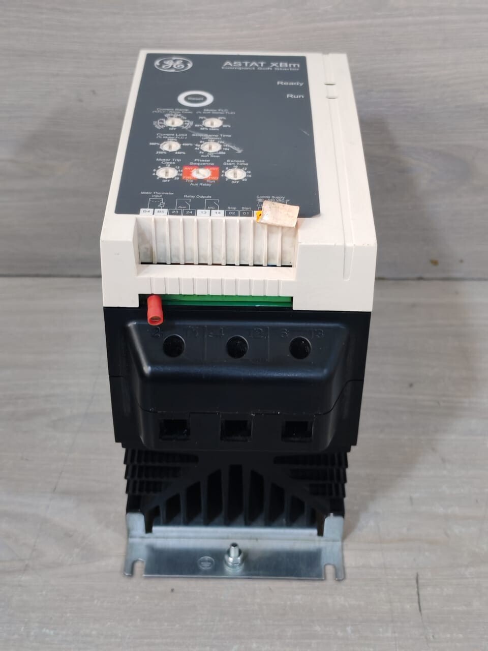 GE 872869-QC 11B018X GE ASTAT XBM 872869-QC 11B018X COMPACT SOFT STARTER 200-240VAC 9