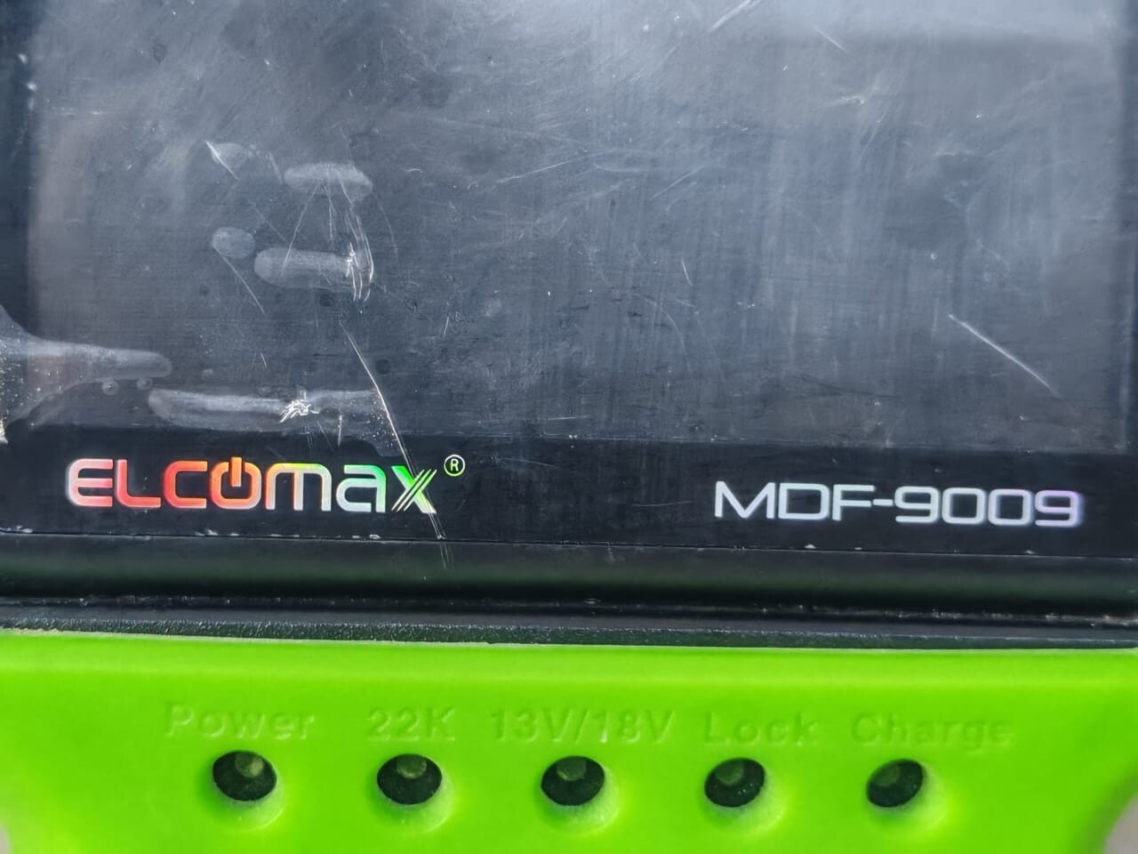 Finder MDF-9009 ELCOMAX MDF-9009 SATELITE FINDER 4