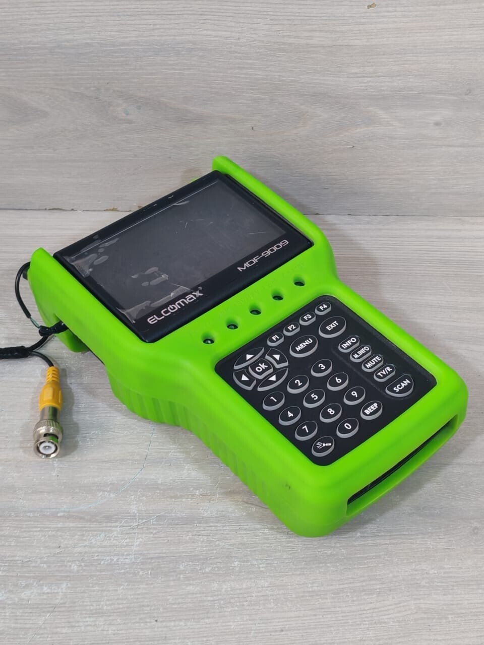 Finder MDF-9009 ELCOMAX MDF-9009 SATELITE FINDER 6
