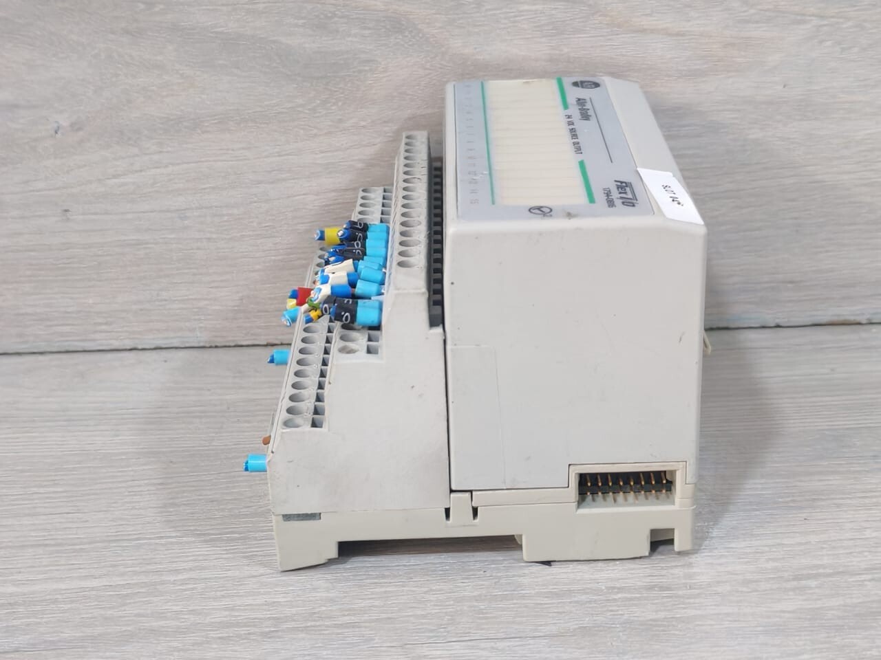 Allen-Bradley PN-107236 Allen-Bradley 1794-OB16 Ser.A PN-107236 Rev.A01 W/ 1794-TB3 Ser.A 96145473 Base 9