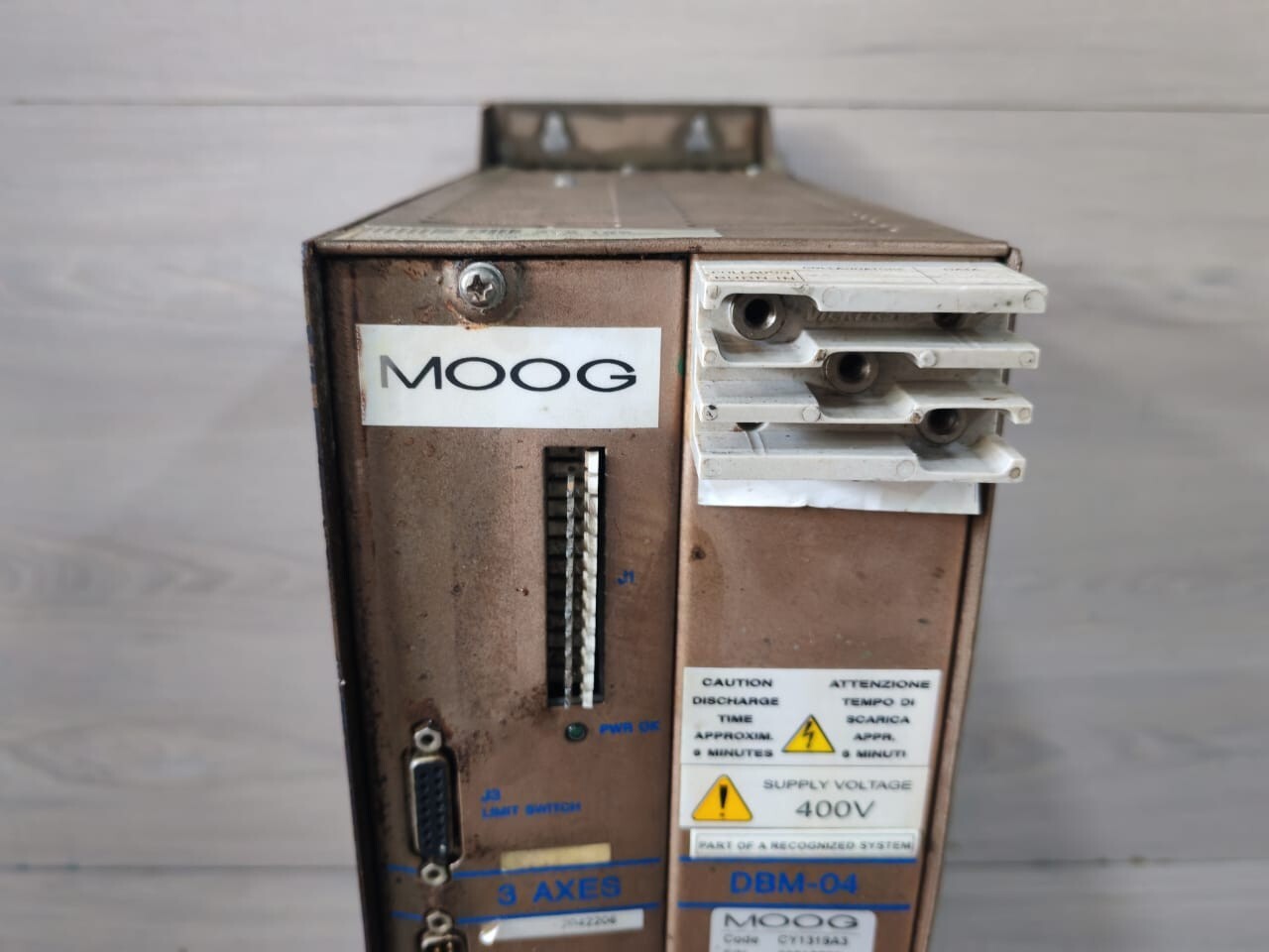 MOOG DBM-04 CY1319AE MOOG DBM-04 CY1319AE 3-PHASE 3 AXIS 400V POWER SUPPLY 5
