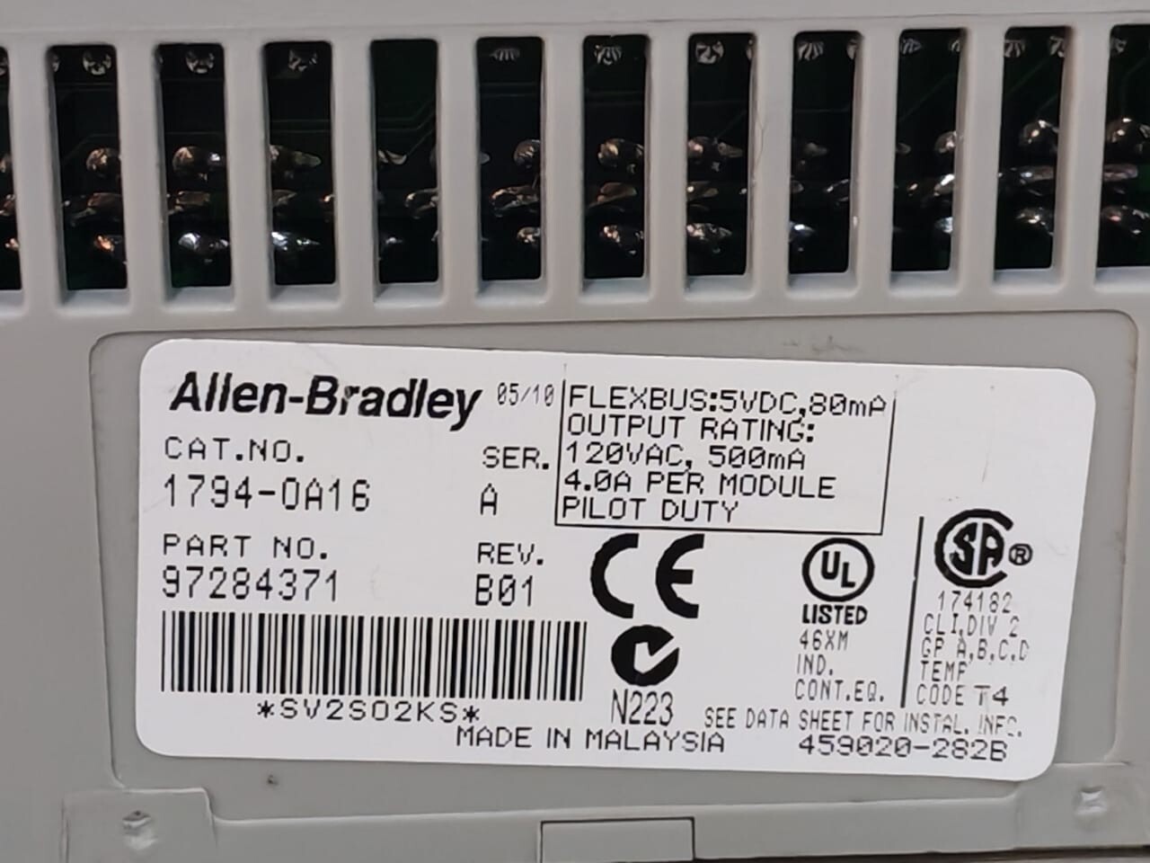 Allen-Bradley 97284371 Allen-Bradley 1794-0A16 Ser.A 97284371 Rev.B01 W/ 1794-TBN Ser.A 96174274 Base 3