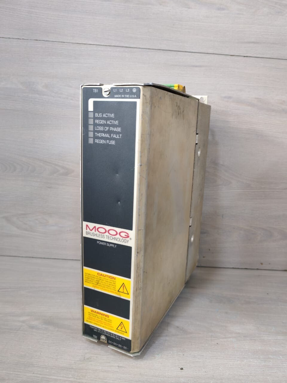 Moog MOOG-150 MOOG 150-E503 250 VAC BRUSHLESS TECHNOLOGY POWER SUPPLY 9