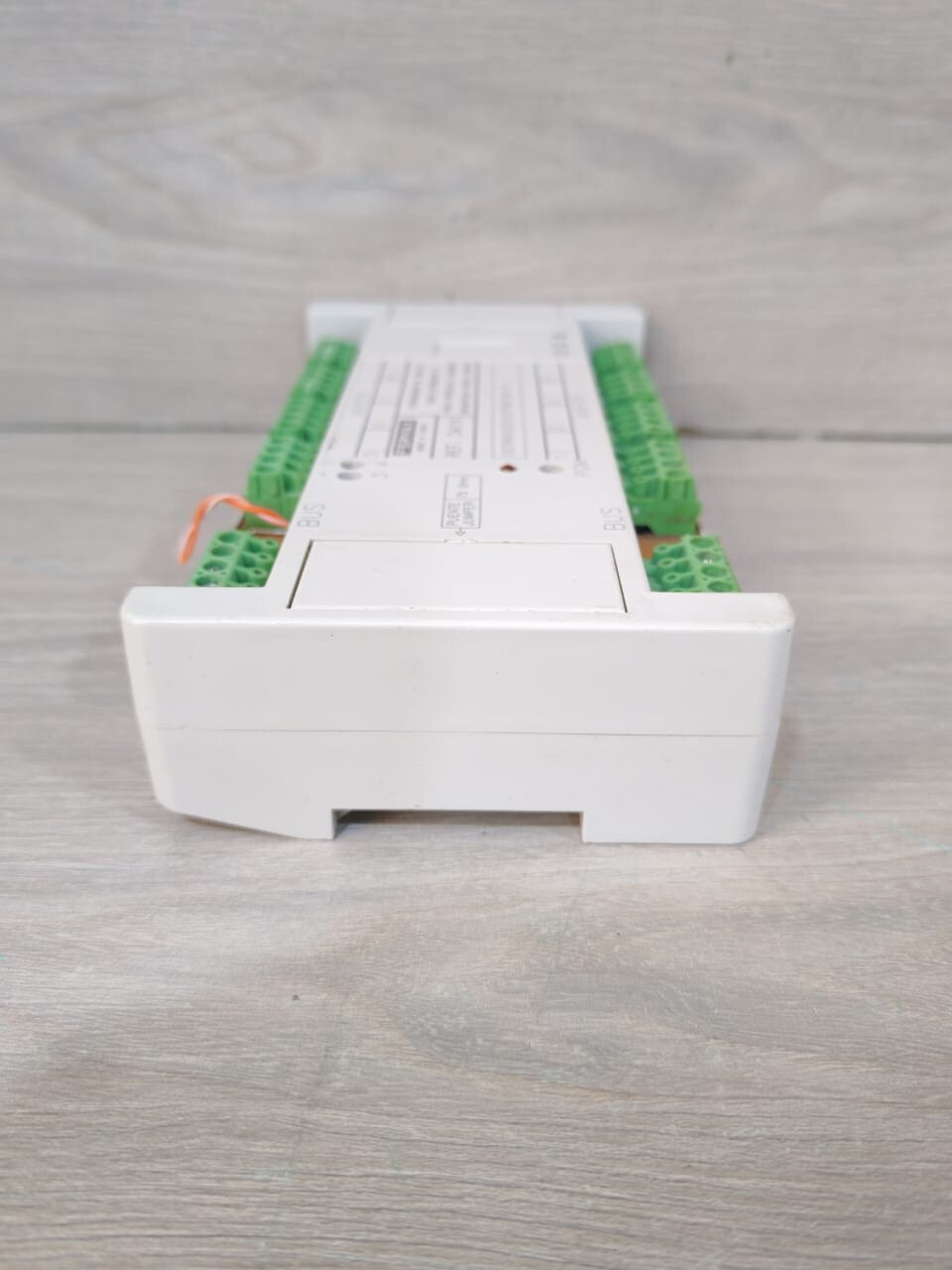 Fermax 8/W FERMAX 2419 8/W MDS VIDEO DISTRIBUTOR 8