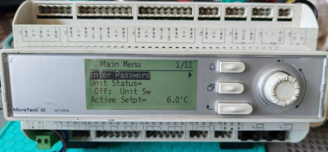Siemens POL687.70 SIEMENS POL687.70/MCQ MicroTech III MT3006 BASE CONTROLLER 3