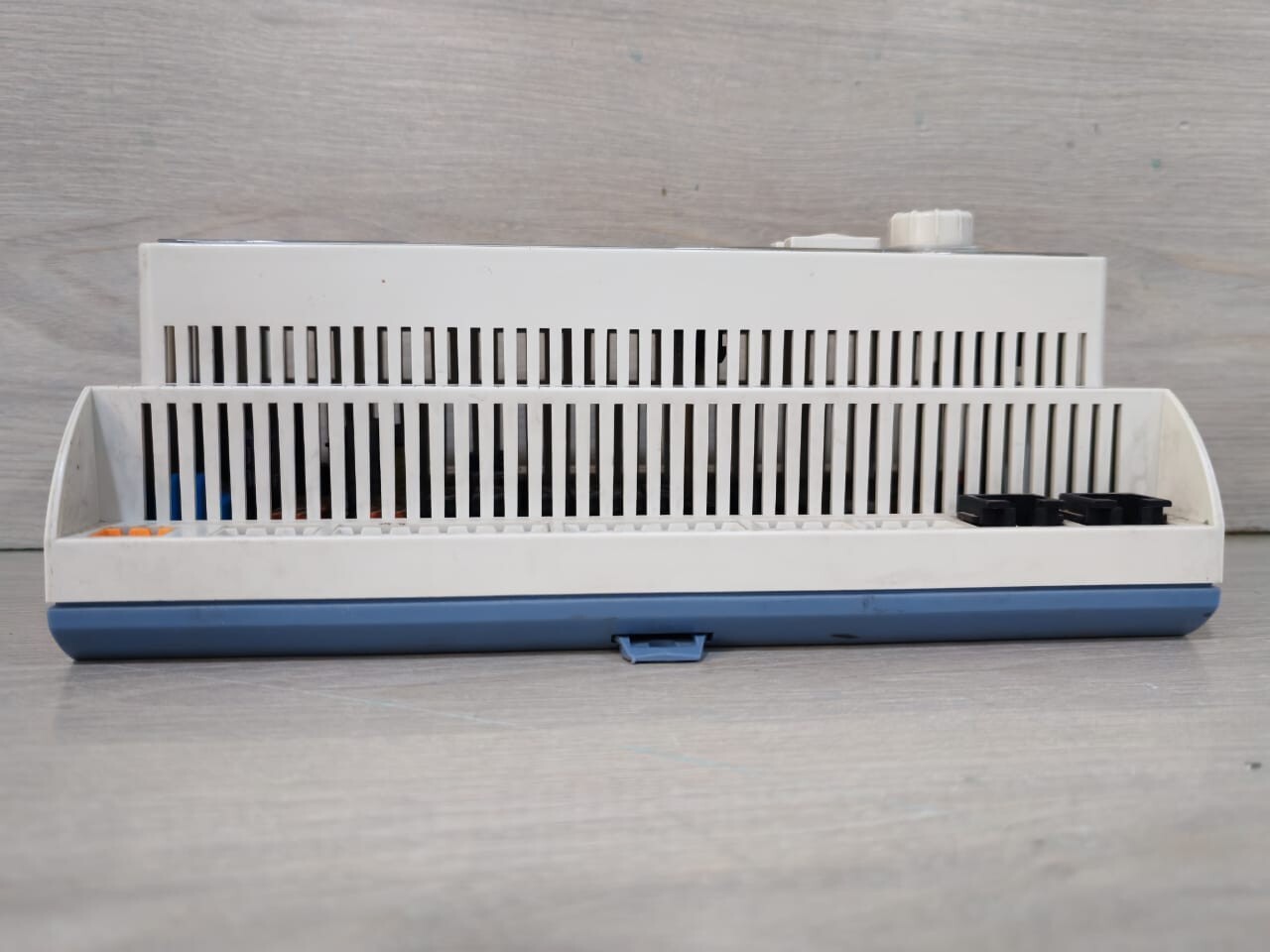 Siemens POL687.70 SIEMENS POL687.70/MCQ MicroTech III MT3006 BASE CONTROLLER 9