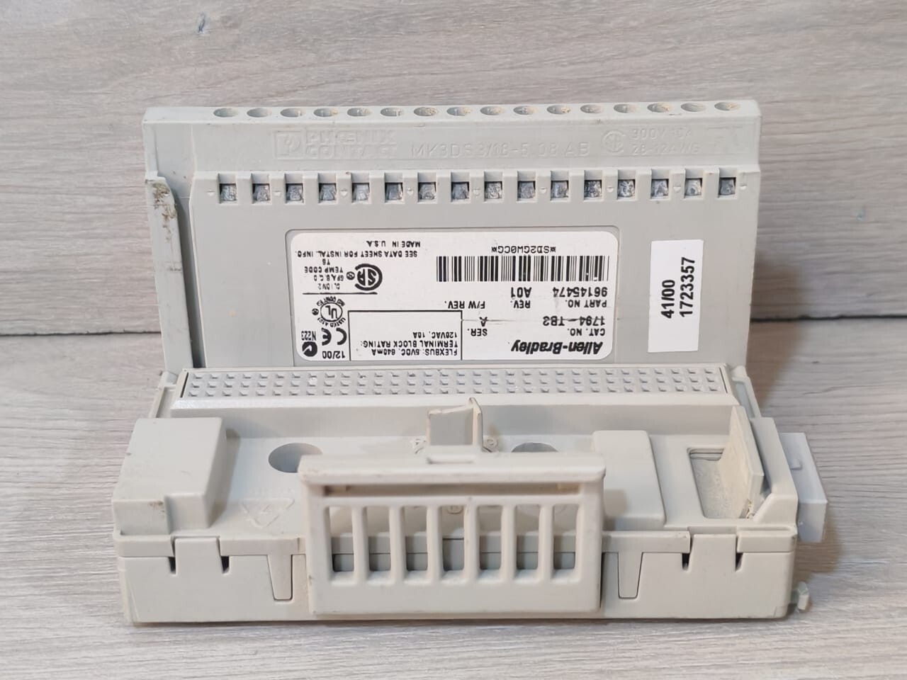 Allen-Bradley 10000016486/01 Allen-Bradley 1794-IB16D Ser.A Flex I/O 10000016486/01 W/ 1794-TB3 Ser.A Base 6