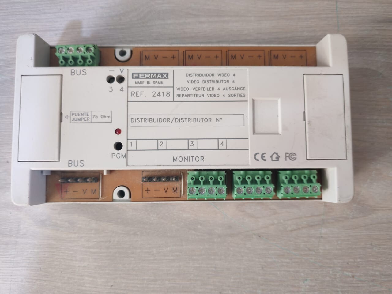 Fermax FERMAX FERMAX REF. 2418 VIDEO DISTRIBUTOR 2