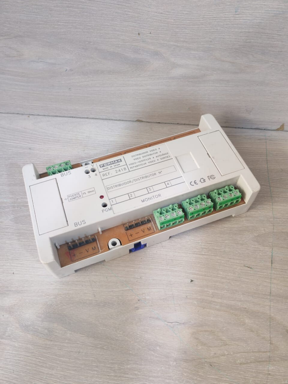 Fermax FERMAX FERMAX REF. 2418 VIDEO DISTRIBUTOR 8