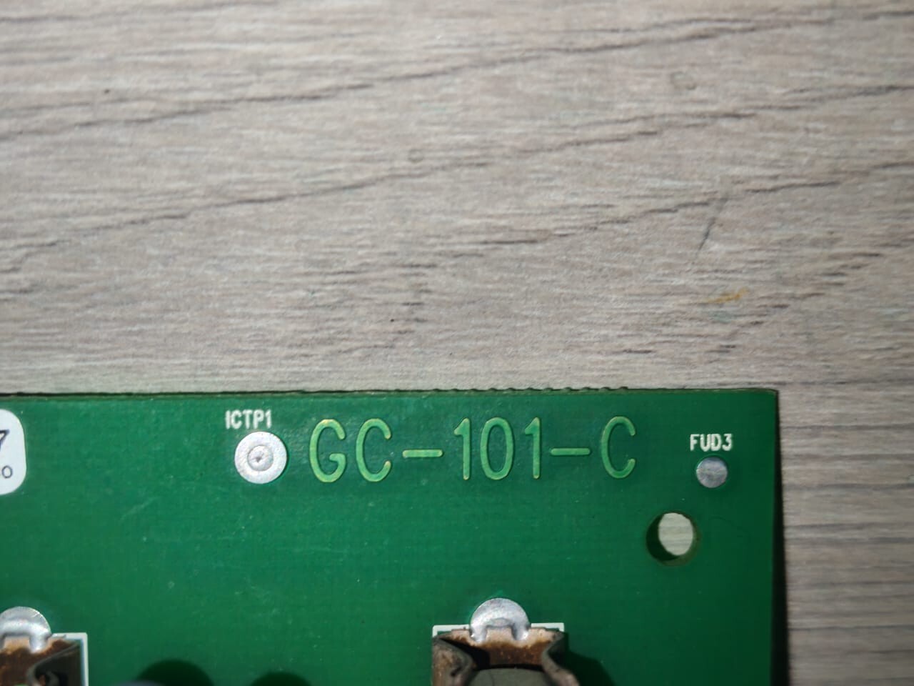 GAMMAFLUX GC-101-C GAMMAFLUX GC-101-C TEMPERATURE CONTROLLER 7
