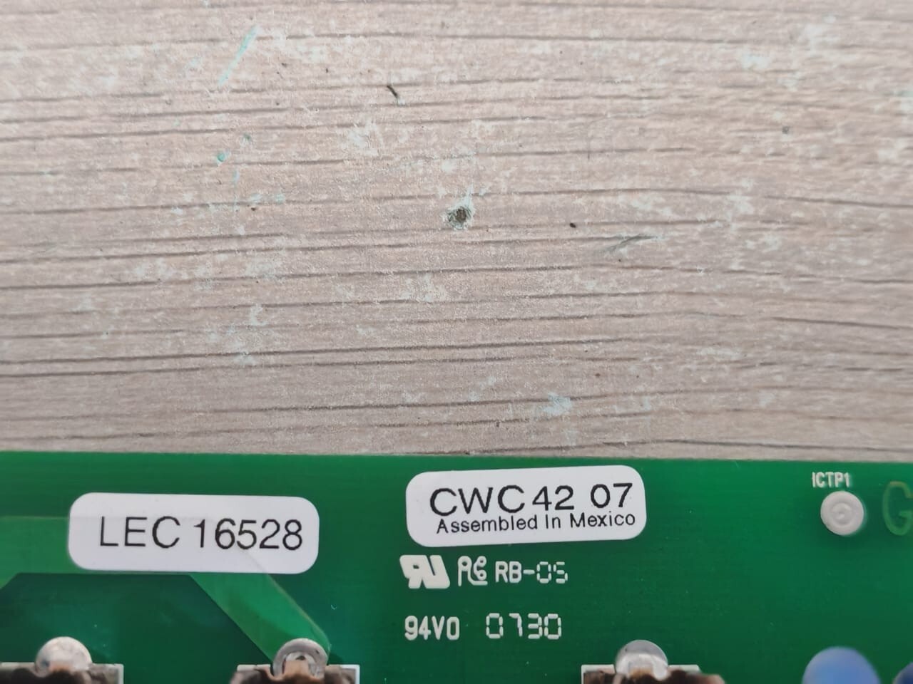 GAMMAFLUX GC-101-C GAMMAFLUX GC-101-C TEMPERATURE CONTROLLER 8