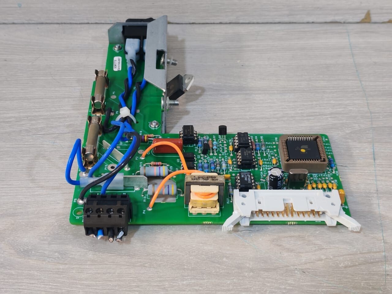 GAMMAFLUX GA-110-B-00 GA-110-B-00 HOT RUNNER OUTPUT BOARD FROM GAMMAFLUX 4