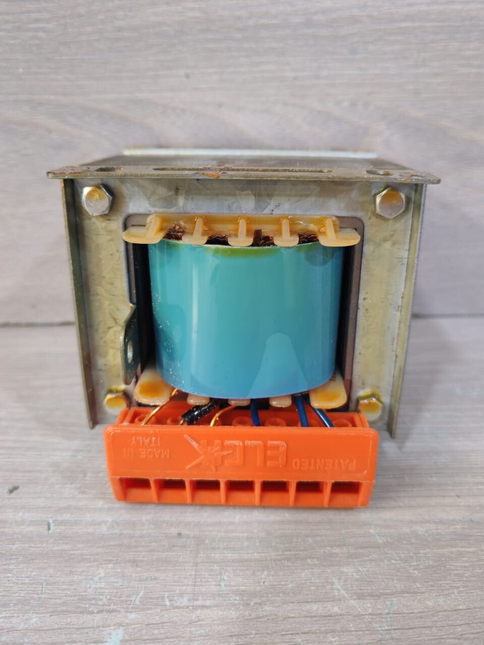 ELCA TM110-01291 ELCA TM110-01291 SINGLE PHASE TRANSFORMER 100 VA CLASS E 4