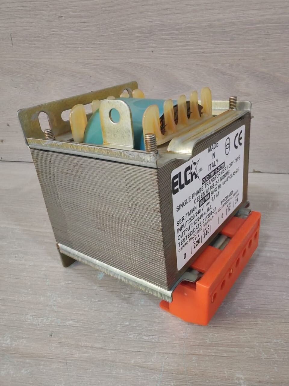 ELCA TM110-01291 ELCA TM110-01291 SINGLE PHASE TRANSFORMER 100 VA CLASS E 5