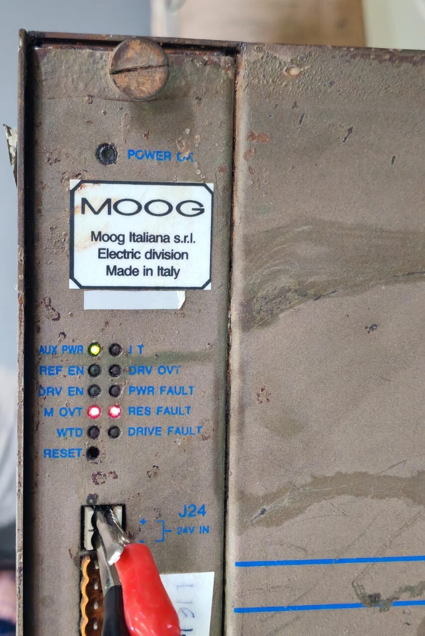Moog CN1509M1 MOOG DBS CN1509M1 400/460V 50/60Hz 3-PHASE SERVO DRIVE 2