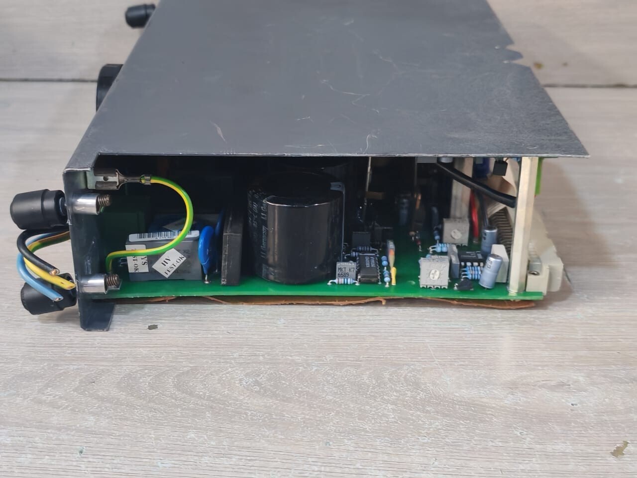 Bosch AC230/115V BOSCH NT2 POWER SUPPLY AC230/115V 10