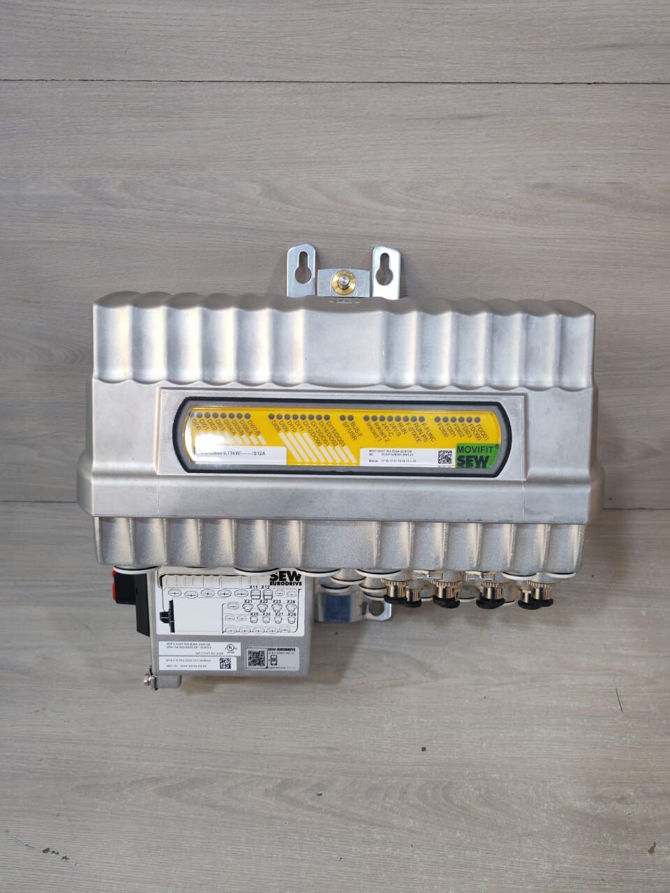 SEW Eurodrive MTF11A007-503-E20A-22/S12A SEW MOVIFIT MTF11A007-503-E20A-22/S12A+ MTA11A-503-S623-D01-00/BW2 EURODRIVE 2