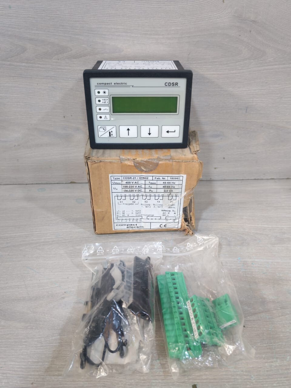 COMPACT ELECTRIC CDSR-21 / G0602 DIGITAL SYNCHRO CHECK RELAY