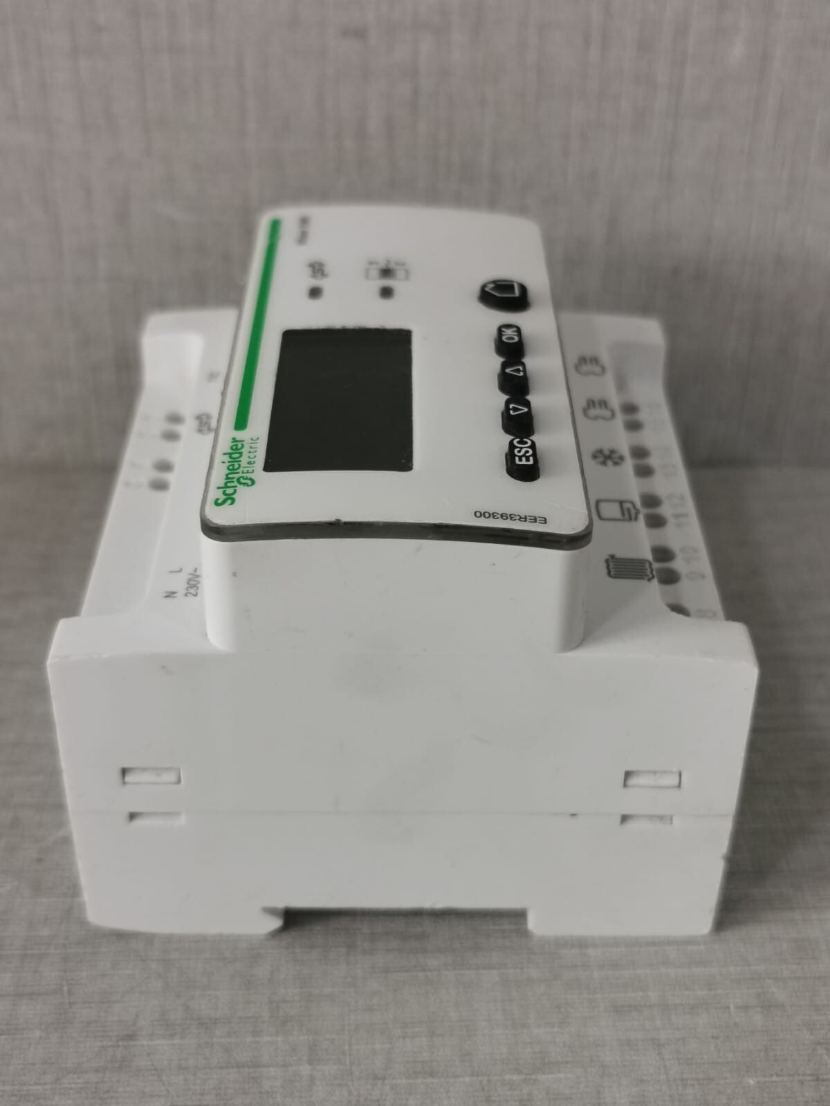 Schneider Electric EER39300 Schneider Electric EER39300 Wiser EM5 POWER SUPPLY 230V-50/60Hz 9VA 7