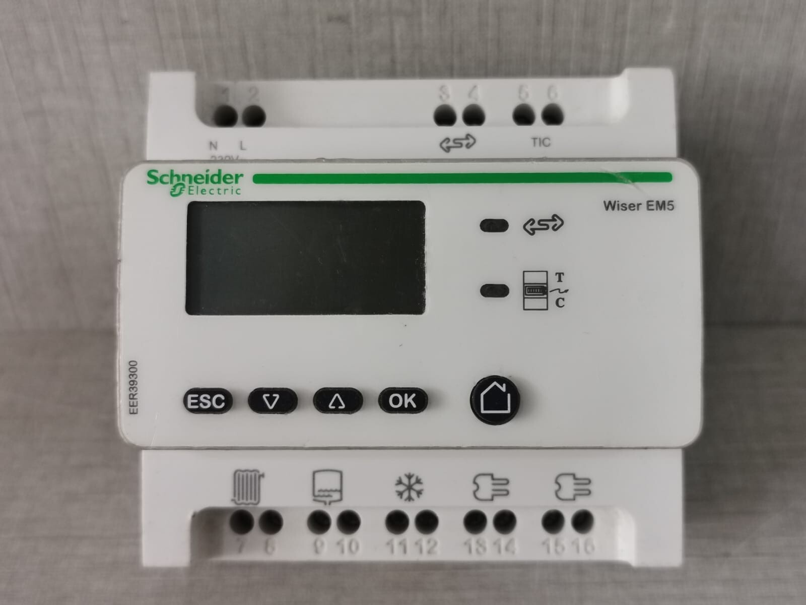 Schneider Electric EER39300 Schneider Electric EER39300 Wiser EM5 POWER SUPPLY 230V-50/60Hz 9VA 10