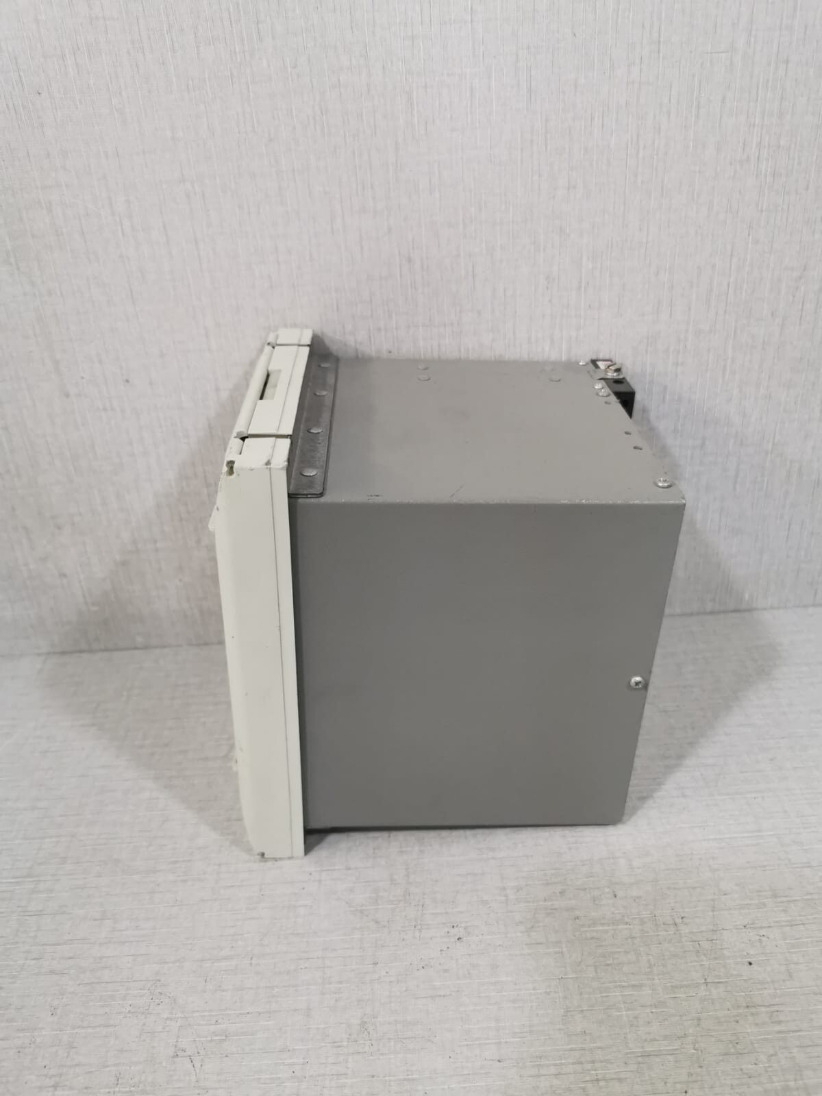 Areva P124A11S0111 MiCOM AREVA P124 Protection Relay P124A11S0111 10