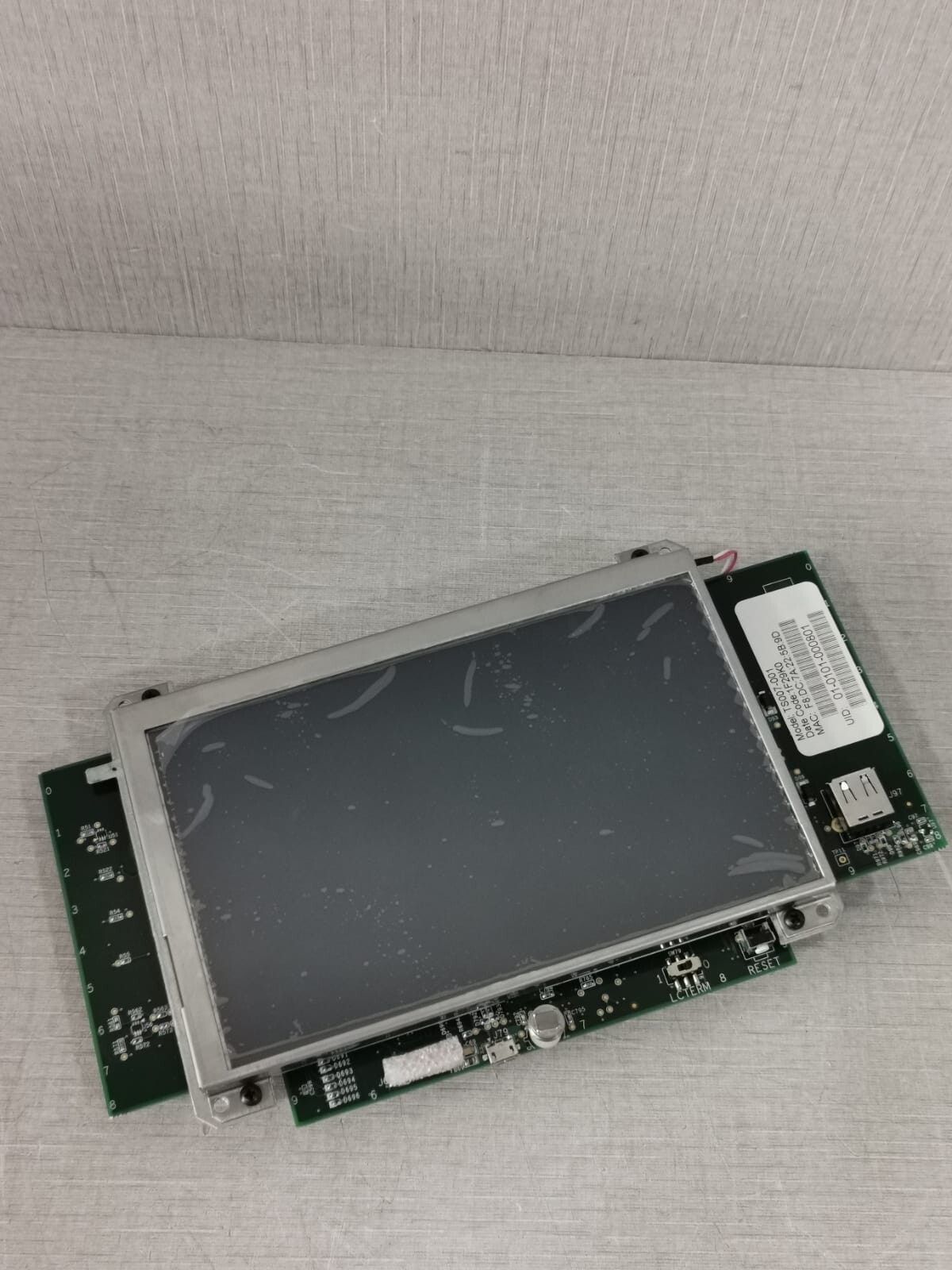 Leviton TS007-001 LEVITON SAPHIRE 7' TOUCHSCREEN CAPACITIVE TOUCH TS007-001 4