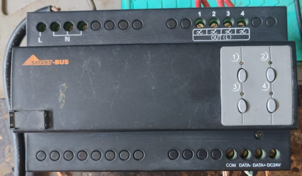SMARTBUS MD0403 SMARTBUS SB-DN-D0403 Intelligent Dimming Module HDL-MD0403 232 4