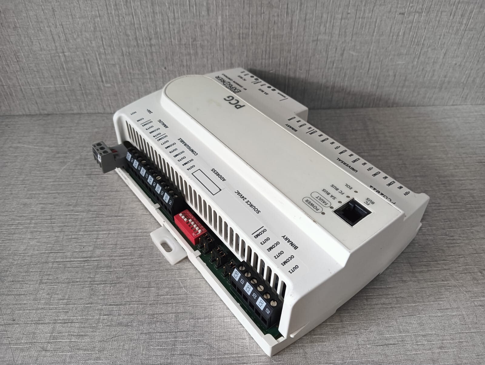 Johnson Controls PCG2611-0 JOHNSON CONTROLS FX-PCG2611-0 PROGRAMMABLE CONTROLLER PCG2611 10